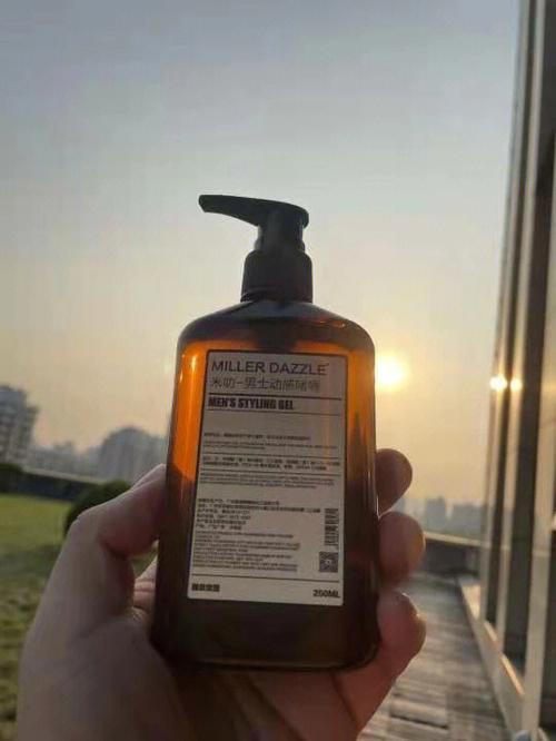 呵護(hù)頭皮,散發(fā)魅力光彩