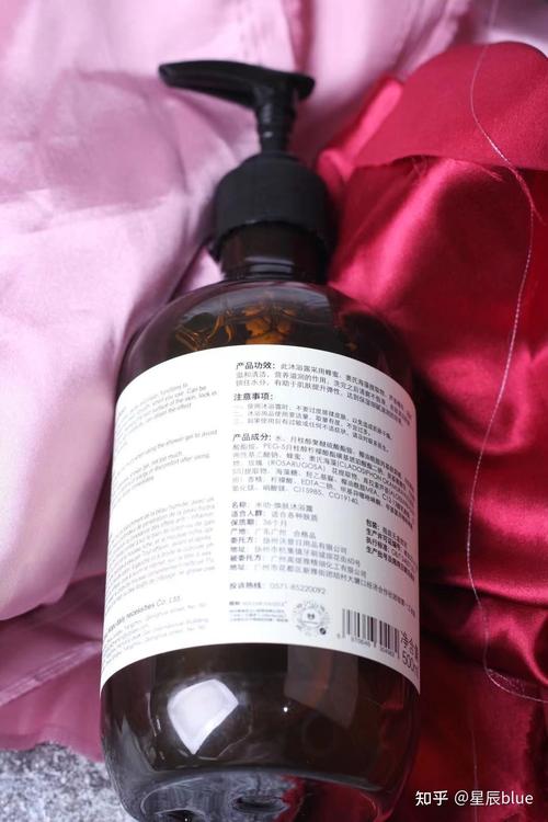 探索男士護(hù)膚套裝的科技密碼，讓肌膚屹立歲月無(wú)恙