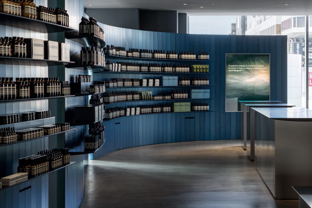 男士專用洗發(fā)水：特別適合細軟發(fā)質(zhì)，增強發(fā)絲韌性